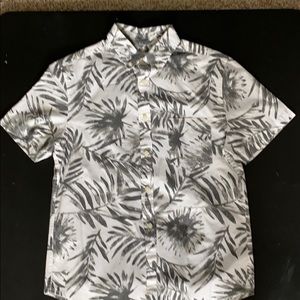 GoodFellow button down short sleeve shirt